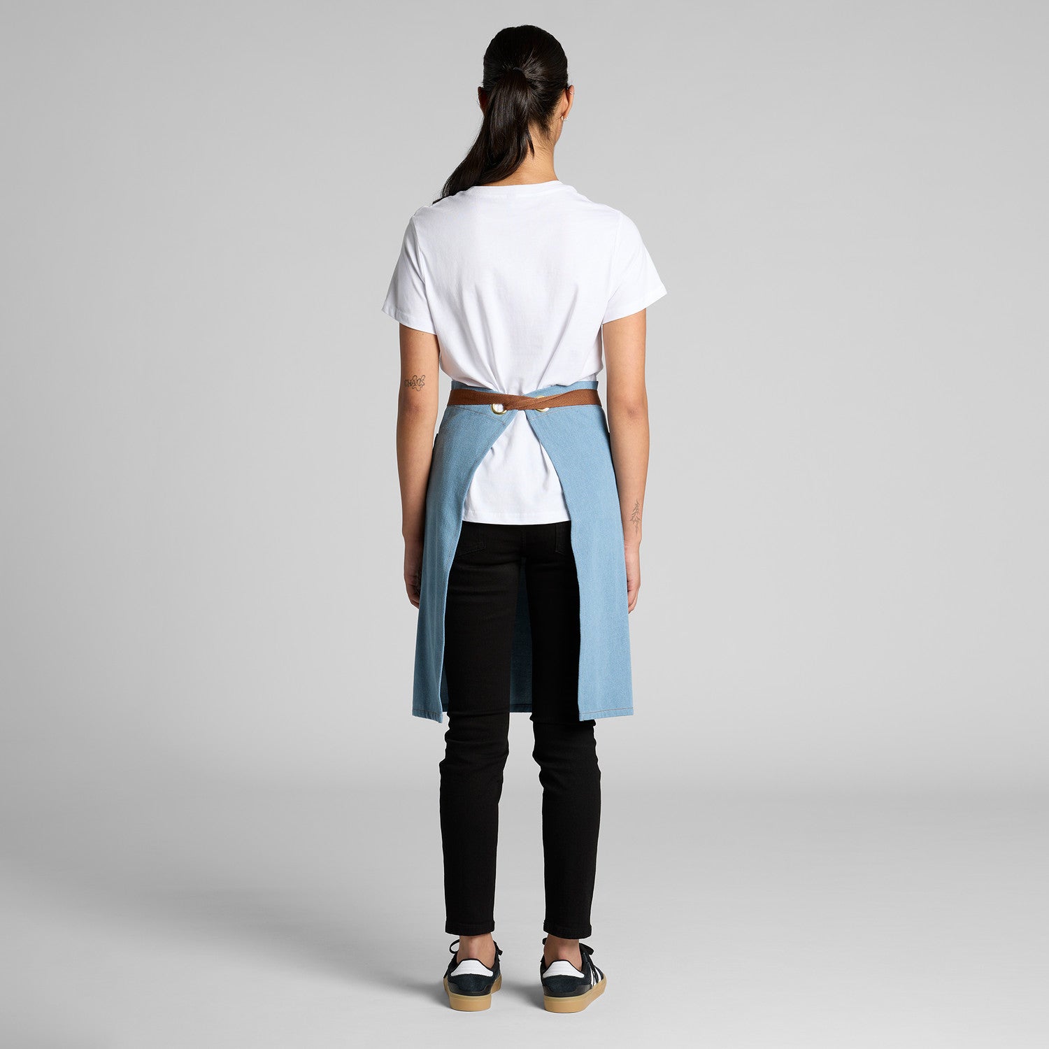 PROMOBEE AS Denim puoliessu alk 29,50 alv 0