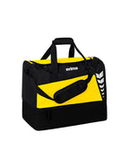 Six Wings Urheilukassi alalokerolla