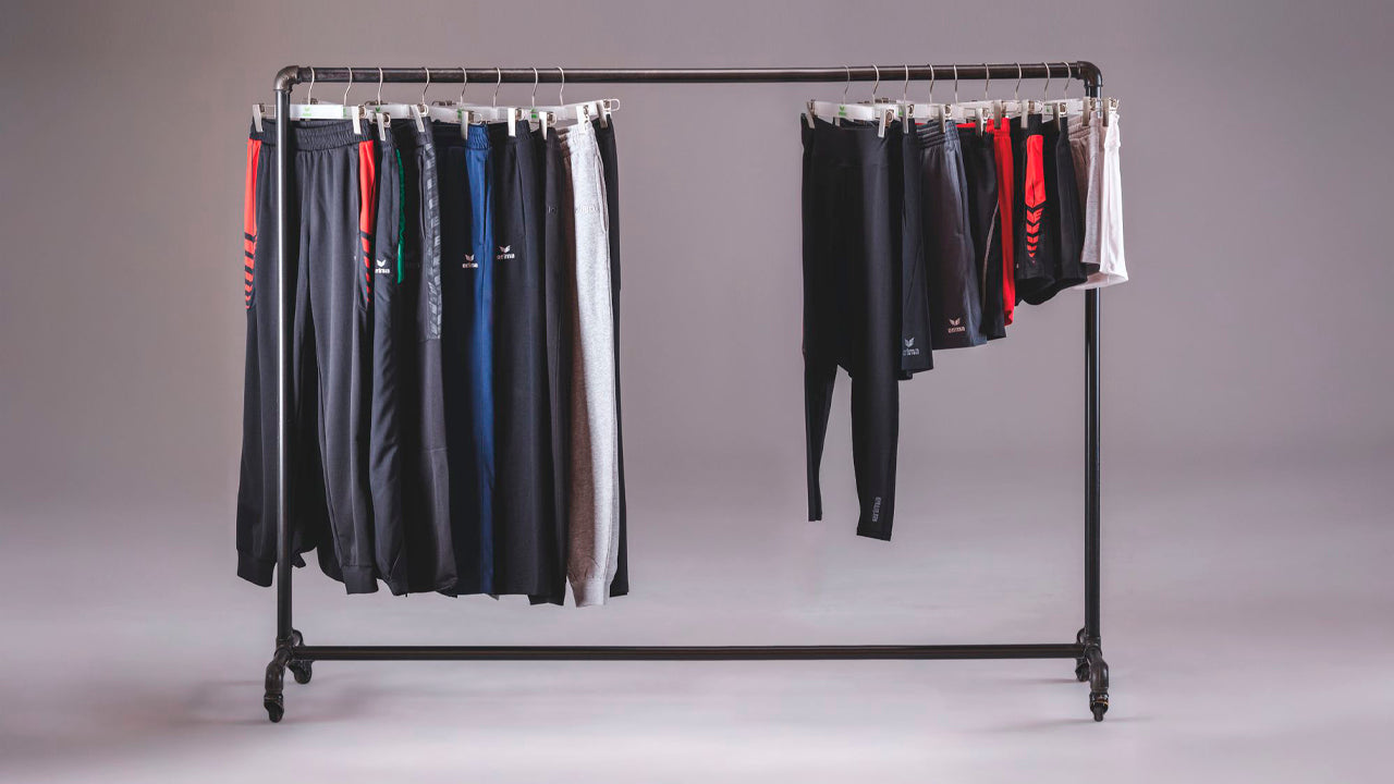 Erima housut vaaterekissä.