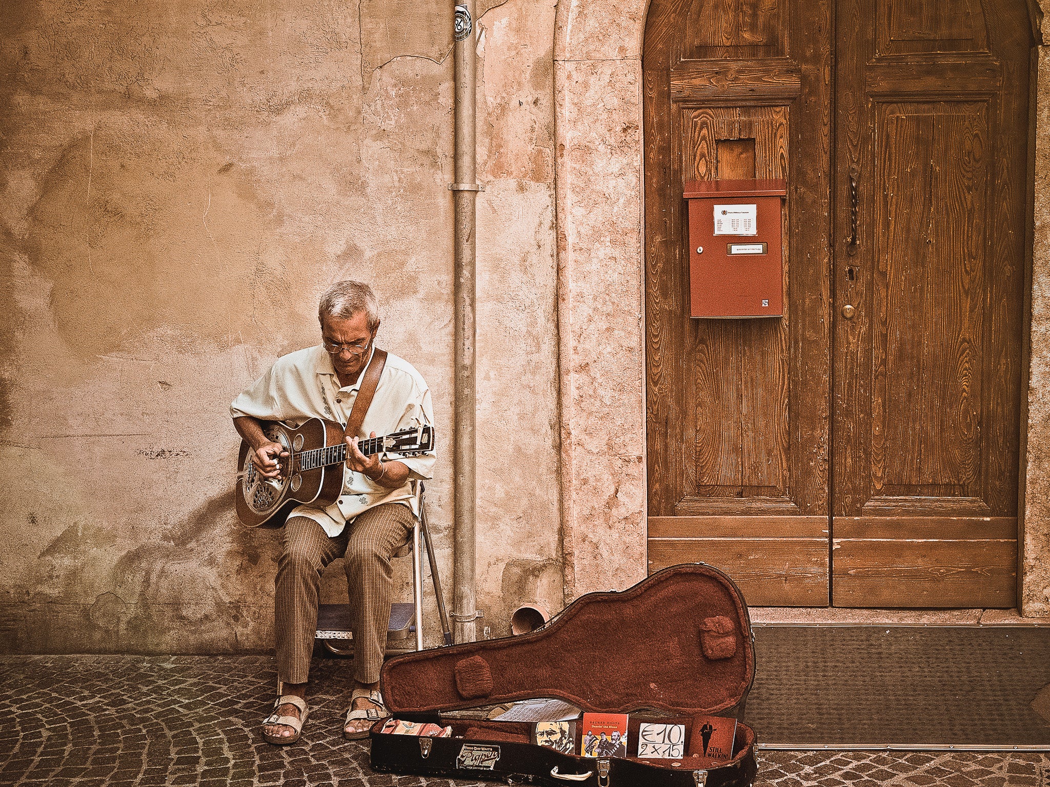 Photobee esittelykuva.